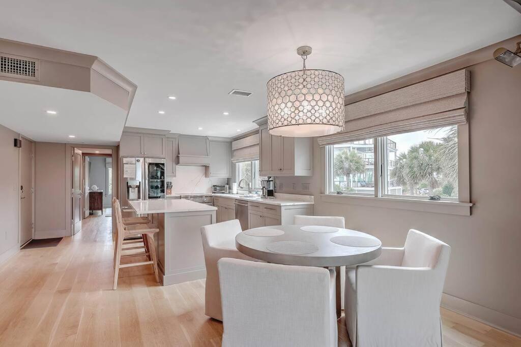 New Listing! Seagrove Villa 3A - Luxurious Ocean View! Isle of Palms Luaran gambar